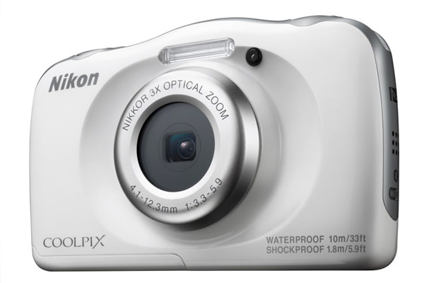 TIPA 2017: H φωτογραφική μηχανή COOLPIX W100 της Nikon που κέρδισε το βραβείο "Best Rugged Camera"